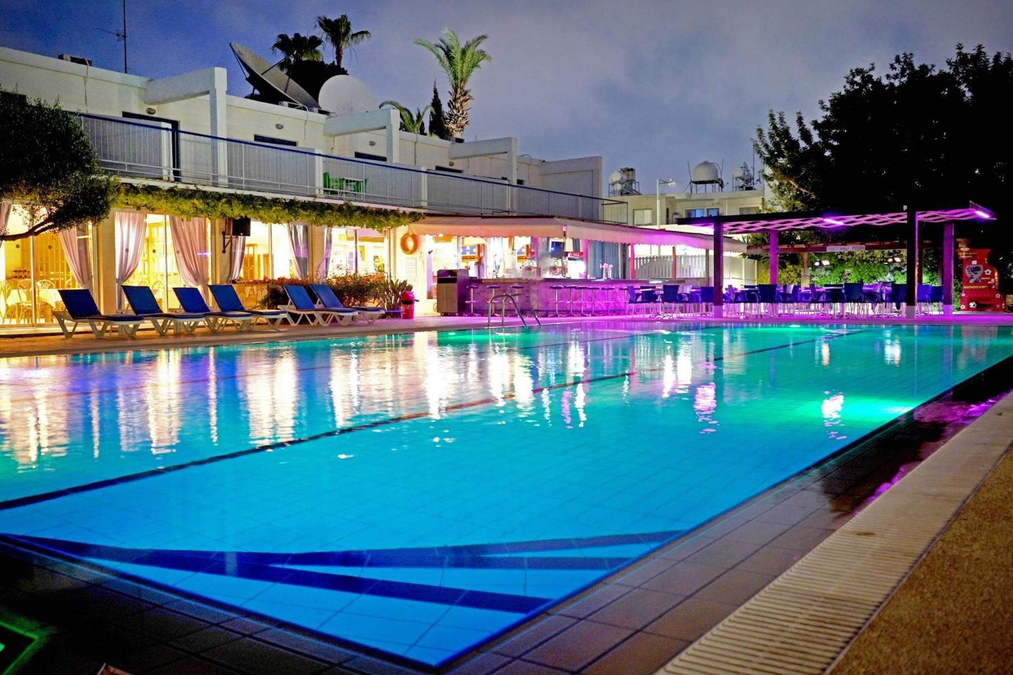 Green Bungalows Hotel Apartments Ayia Napa Exterior foto